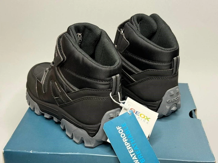 Детские зимние ботинки Geox Himalaya 32 р сапоги чёрный/серый для мальчика - Фото 9 Детские зимние ботинки Geox Himalaya 32 р сапоги чёрный/серый для мальчика - изображение 9