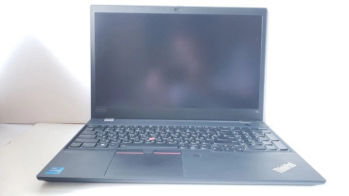 Ультрабук Lenovo ThinkPad T15 Gen 2 / 15.6" (1920x1080) IPS / Intel Core i7-1165G7 (4 (8) ядра по 2.8 - 4.7 GHz) / 16 GB DDR4 / 512 GB SSD / Intel Iris Xe Graphics / WebCam б/у - Фото 2 Ультрабук Lenovo ThinkPad T15 Gen 2 / 15.6" (1920x1080) IPS / Intel Core i7-1165G7 (4 (8) ядра по 2.8 - 4.7 GHz) / 16 GB DDR4 / 512 GB SSD / Intel Iris Xe Graphics / WebCam б/у - изображение 2