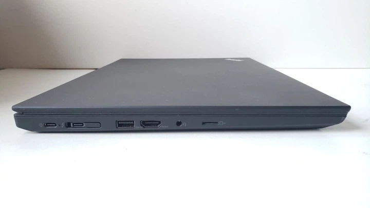 Ультрабук Lenovo ThinkPad T15 Gen 2 / 15.6" (1920x1080) IPS / Intel Core i7-1165G7 (4 (8) ядра по 2.8 - 4.7 GHz) / 16 GB DDR4 / 512 GB SSD / Intel Iris Xe Graphics / WebCam б/у - Фото 4 Ультрабук Lenovo ThinkPad T15 Gen 2 / 15.6" (1920x1080) IPS / Intel Core i7-1165G7 (4 (8) ядра по 2.8 - 4.7 GHz) / 16 GB DDR4 / 512 GB SSD / Intel Iris Xe Graphics / WebCam б/у - изображение 4
