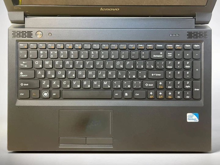 Ноутбук Б-класс Lenovo B570e / 15.6" (1366x768) TN / Intel Pentium B940 (2 (2) ядер по 2.0 GHz) / 4 GB DDR3 / 120 GB SSD / Intel HD Graphics / WebCam б/у - Фото 3 Ноутбук Б-класс Lenovo B570e / 15.6" (1366x768) TN / Intel Pentium B940 (2 (2) ядер по 2.0 GHz) / 4 GB DDR3 / 120 GB SSD / Intel HD Graphics / WebCam б/у - изображение 3