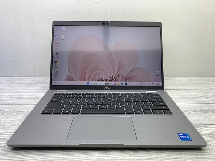 Ультрабук Б-класс Dell Latitude 5420 / 14" (1920x1080) IPS Touch / Intel Core i5-1145G7 (4 (8) ядра по 4.4 GHz) / 16 GB DDR4 / 256 GB SSD / Intel Iris Xe Graphics / WebCam б/у - изображение 2