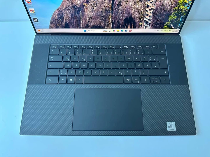 Ігровий ноутбук Dell XPS 17 9700 17.3" (i7-10875H / 32GB / SSD 512GB / RTX 2060 6GB / 4K IPS Touch) б/в - зображення 3