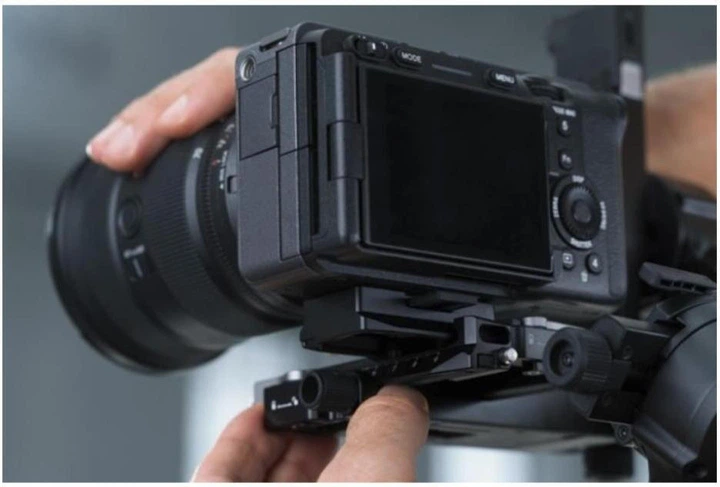 Стабилизатор для камеры DJI RS 5 Combo (CP.RN.00000497.03) - изображение 2