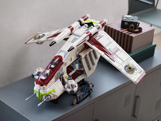 Конструктор Star Wars | Звёздные Войны | Republic Gunship | 3292 детали | 75309 - Фото 3 Конструктор Star Wars | Звёздные Войны | Republic Gunship | 3292 детали | 75309 - изображение 3