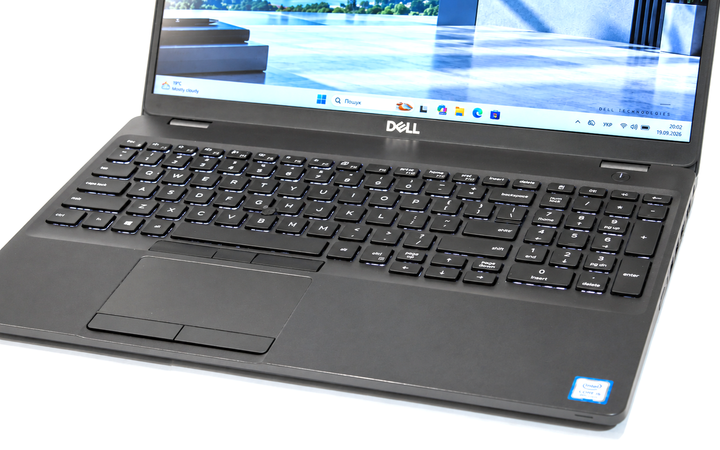 Ноутбук Dell Latitude 5500 15.6" HD Intel Core i5-8265U 16GB DDR4 256GB NVMe SSD Windows Чорний Б/У - изображение 3