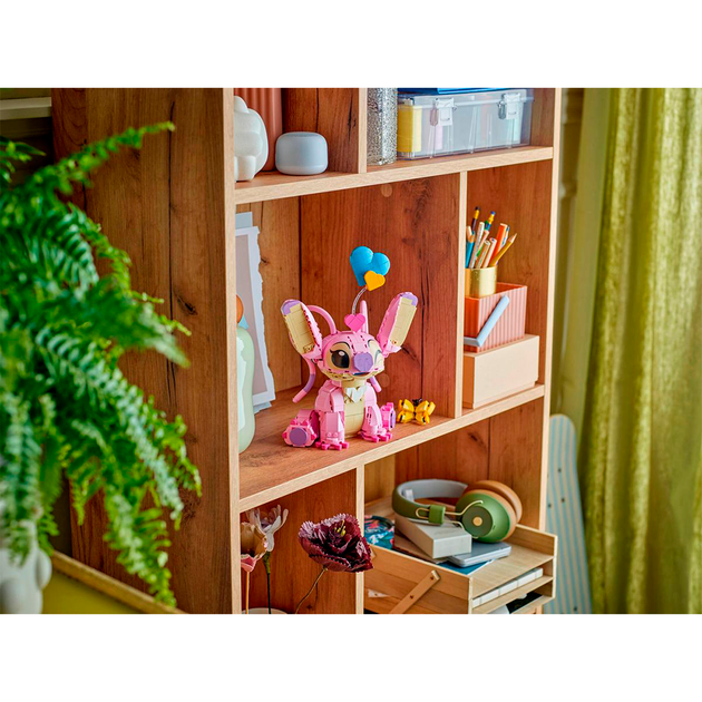 Конструктор LEGO Disney Ангел 784 деталі (43257) - зображення 6