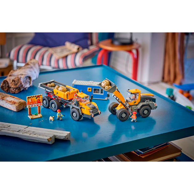 Конструктор LEGO City Самосвал и фронтальный погрузчик 1132 детали (60494) - изображение 8