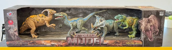Игровой набор Атака хищников, 4 фигурки динозавров, Dino Toys 55156 - Фото 2 Игровой набор Атака хищников, 4 фигурки динозавров, Dino Toys 55156 - изображение 2