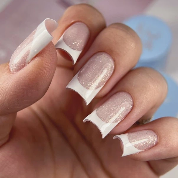 Гель для наращивания LUNAmoon Shimmer gel 08 холодный розовый с шиммером, 15 мл - Фото 3 Гель для наращивания LUNAmoon Shimmer gel 08 холодный розовый с шиммером, 15 мл - изображение 3