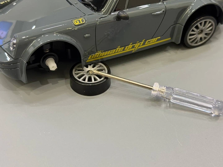 Дрифт-машина Porsche 911 на радиоуправлении полноприводная масштаб 1:24 Серая (JY-2005-6) - изображение 8