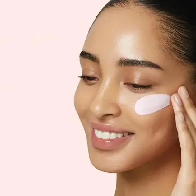 Крем солнцезащитный Medicube Collagen Glow Sunscreen SPF50+ PA++++, 50 мл - изображение 2