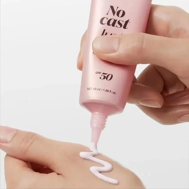 Крем солнцезащитный Medicube Collagen Glow Sunscreen SPF50+ PA++++, 50 мл - изображение 6