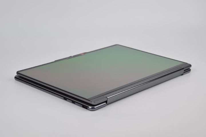 Ультрабук-трансформер Lenovo Yoga 9 2-in-1 14ILL10 U7 258V / 32GB / 1TB / Intel Arc 140V / 14" 4K OLED Touch / Win11 Pro - изображение 6