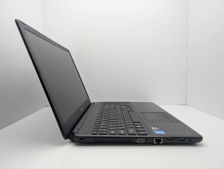 Ноутбук Acer Aspire ES1-532G /Intel Pentium 3556U/8GB-DDR3/320GB-HDD/AMD Radeon HD 8670M 1GB /15.6"HD Б/В - изображение 3