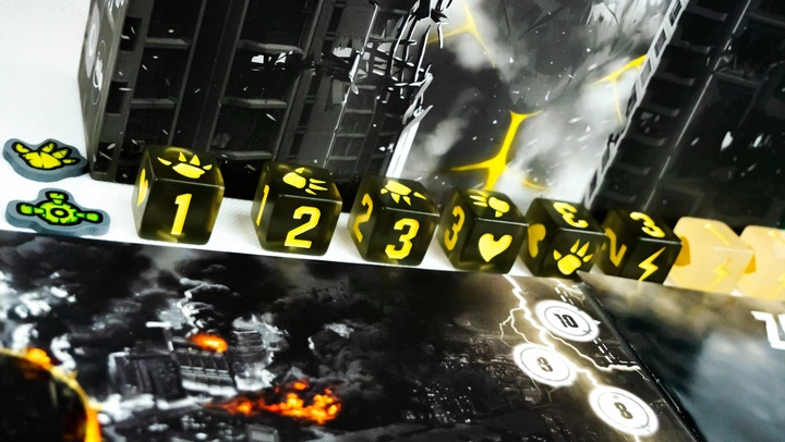 Gra planszowa Portal Games Potwory w Tokio: Mroczna Edycja (5902560387308) - obraz 14