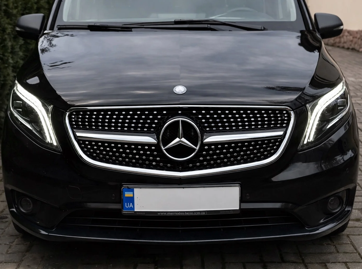 Передня решітка радіатора Diamond для Mercedes Vito/V-class W447 2014-2023 рр. - зображення 2