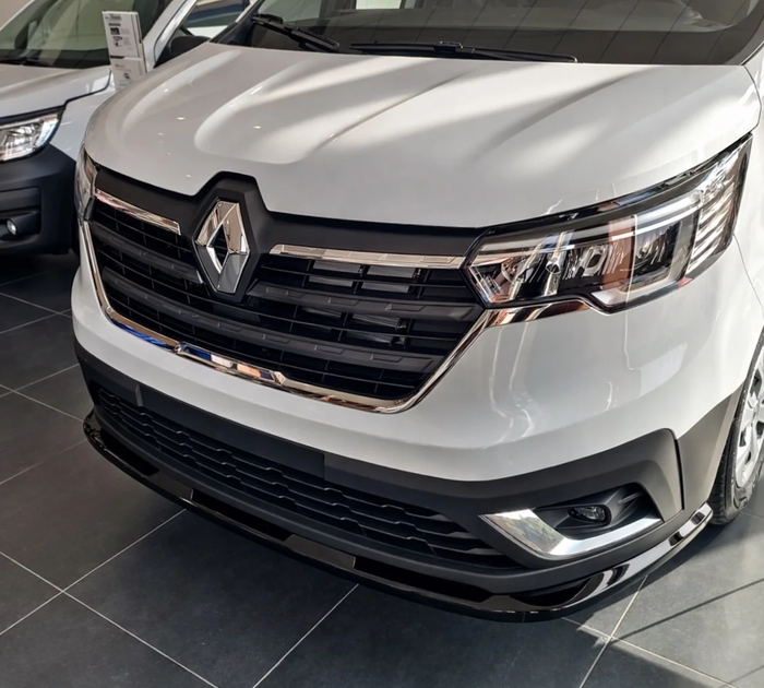 Передня ліп накладка на бампер ABS пластик для Renault Trafic 2021-2026 рр. - зображення 7