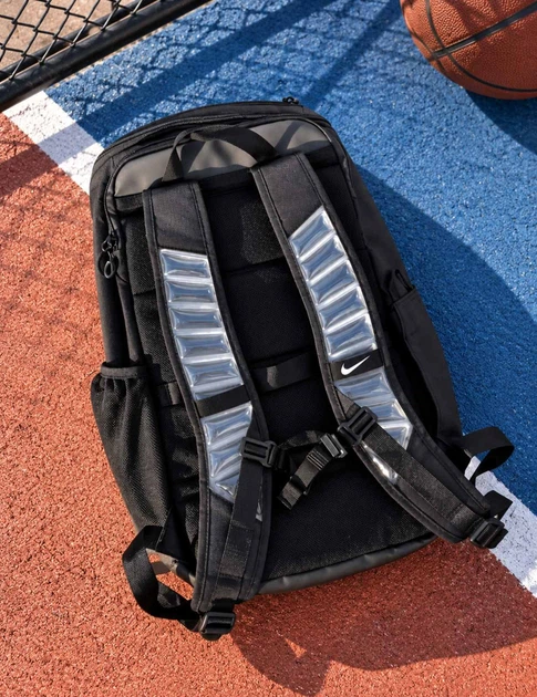 Рюкзак чорний Nike Varsity Elite Backpack (32Л) - изображение 3