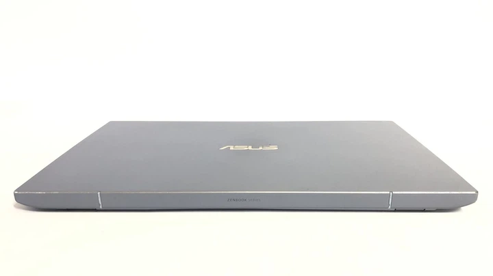 Ультрабук Б-клас Asus ZenBook UX431DA / 14" (1920x1080) IPS / AMD Ryzen 7 3700U (4 (8) ядра по 2.3 - 4.0 GHz) / 16 GB DDR4 / 512 GB SSD / AMD Radeon RX Vega 10 Graphics / WebCam / Win 11 Home б/в - Фото 3 Ультрабук Б-клас Asus ZenBook UX431DA / 14" (1920x1080) IPS / AMD Ryzen 7 3700U (4 (8) ядра по 2.3 - 4.0 GHz) / 16 GB DDR4 / 512 GB SSD / AMD Radeon RX Vega 10 Graphics / WebCam / Win 11 Home б/в - зображення 3