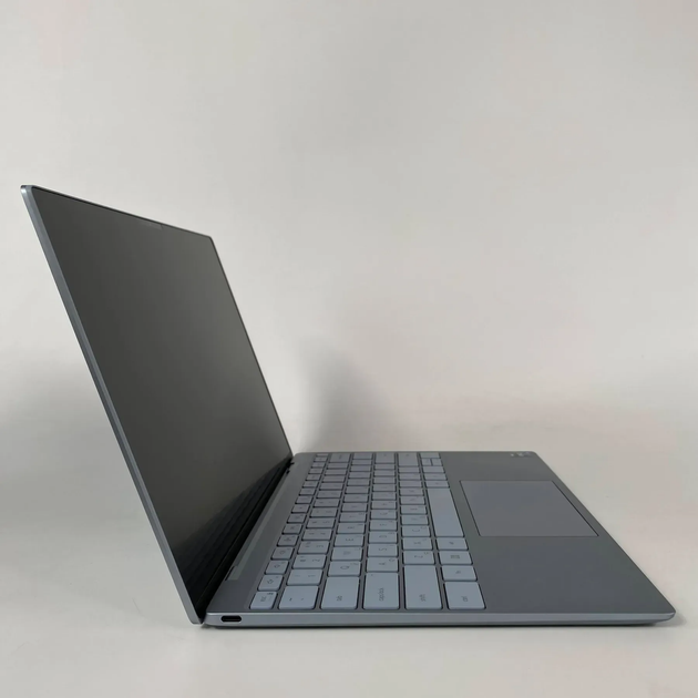 Ультрабук Б-класс Dell XPS 9315 / 13.4" (1920x1200) IPS / Intel Core i5-1230U (10 (12) ядер по 1.0 - 4.4 GHz) / 8 GB DDR5 / 256 GB SSD / Intel Iris Xe Graphics eligible / WebCam / TouchID б/у + Подарок Беспроводная мышь / USB - Фото 4 Ультрабук Б-класс Dell XPS 9315 / 13.4" (1920x1200) IPS / Intel Core i5-1230U (10 (12) ядер по 1.0 - 4.4 GHz) / 8 GB DDR5 / 256 GB SSD / Intel Iris Xe Graphics eligible / WebCam / TouchID б/у + Подарок Беспроводная мышь / USB - изображение 4