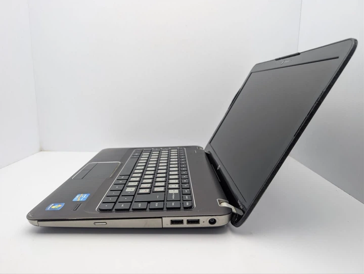 Ноутбук Б-класс HP Pavilion DM4 / 14" (1366x768) TN / Intel Core i3-2330M (2 (4) ядра по 2.2 GHz) / 4 GB DDR3 / 500 GB HDD / Intel HD Graphics 3000 / WebCam / DVD-ROM / АКБ не тримає б/в - Фото 5 Ноутбук Б-класс HP Pavilion DM4 / 14" (1366x768) TN / Intel Core i3-2330M (2 (4) ядра по 2.2 GHz) / 4 GB DDR3 / 500 GB HDD / Intel HD Graphics 3000 / WebCam / DVD-ROM / АКБ не тримає б/в - зображення 5