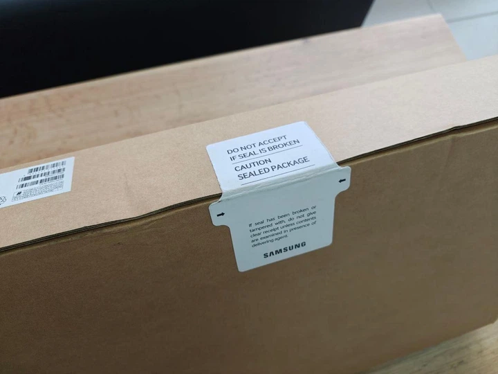 Ноутбук Samsung Galaxy Book 4 NP750XGJ-KG4NL i3-1315U/8GB/256gb WIn.11 - Фото 3 Ноутбук Samsung Galaxy Book 4 NP750XGJ-KG4NL i3-1315U/8GB/256gb WIn.11 - зображення 3