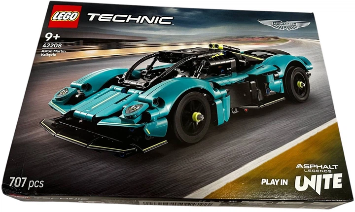 Klocki konstrukcyjne LEGO Technic Aston Martin Valkyrie 707 elementów (42208) (955555921256523) - Outlet - obraz 2