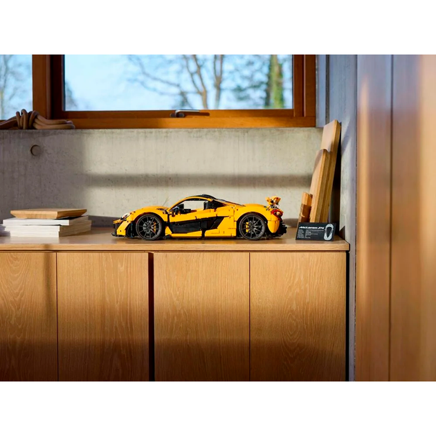 Конструктор LEGO Technic McLaren P1 3893 деталі (42172) - зображення 8