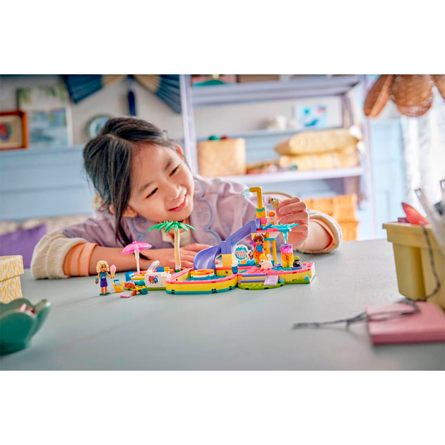 Конструктор LEGO Friends Весёлый день в аквапарке 278 деталей (42676) - изображение 7