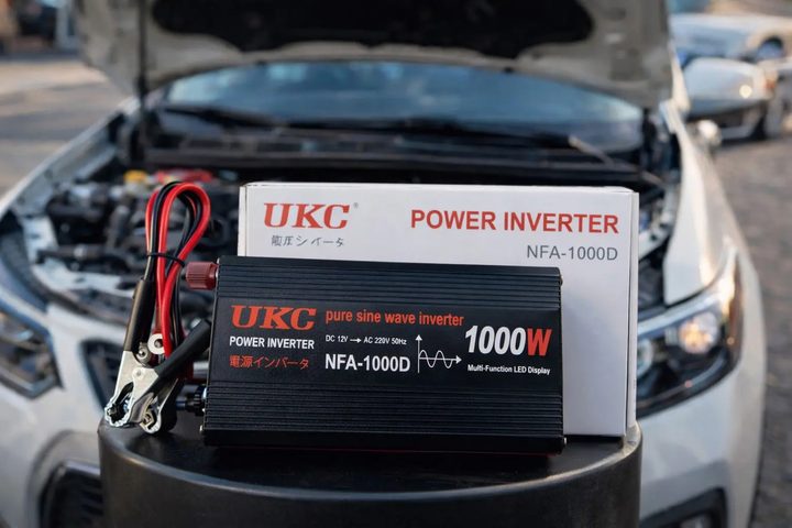 Преобразователь напряжения 12V–220V UKC 1000W с чистой синусоидой, автомобильный инвертор с USB и цифровым дисплеем - изображение 4