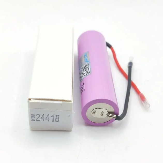 Акумулятор 18650 VariCore Li-ion 3500mAh 3.7V 35Е N під пайку 13A Рожевий (2910447135) - Фото 5 Акумулятор 18650 VariCore Li-ion 3500mAh 3.7V 35Е N під пайку 13A Рожевий (2910447135) - зображення 5