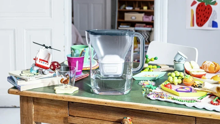 Фільтр-глечик Brita Style Essential XL Mxpro сіро-блакитний + 3 картриджа (1061060) - Фото 8 Фільтр-глечик Brita Style Essential XL Mxpro сіро-блакитний + 3 картриджа (1061060) - зображення 8