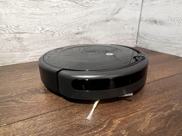 Робот-пилосос iRobot Roomba 692 Wi-Fi - Фото 6 Робот-пилосос iRobot Roomba 692 Wi-Fi - изображение 6