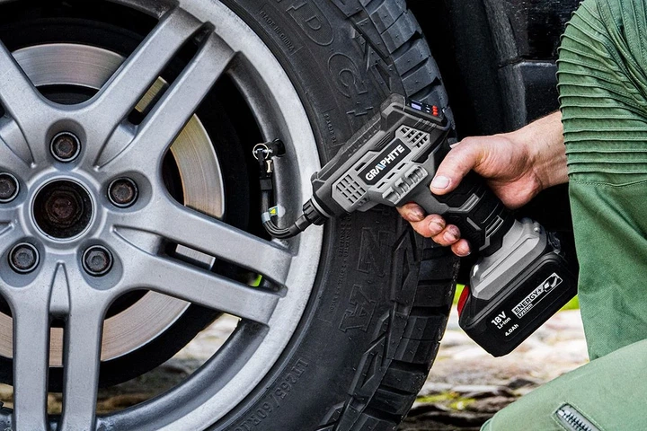 Автомобильный компрессор аккумуляторный GRAPHITE Energy+ 18В 7бар 0.73кг без АКБ и ЗП. - изображение 5