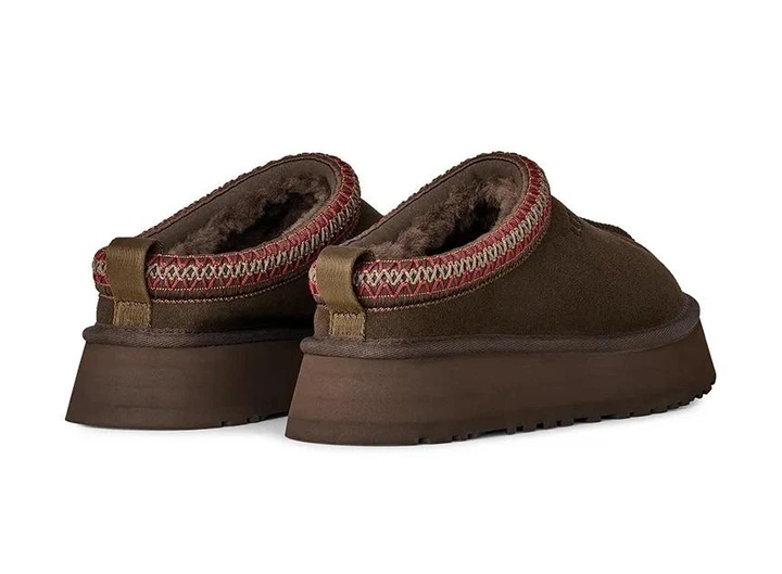 Жіночі уггі UGG Tazz Slipper Platform Dusted Cacao 36 Шоколад - Фото 4 Жіночі уггі UGG Tazz Slipper Platform Dusted Cacao 36 Шоколад - зображення 4