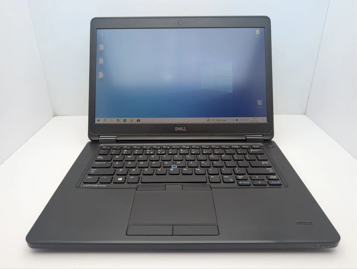 Ноутбук Dell Latitude E5450 / 14" (1920x1080) IPS / Intel Core i5-5300U (2 (4) ядра по 2.3 - 2.9 GHz) / 8 GB DDR3 / 320 GB HDD / Intel HD Graphics 5500 / WebCam б/в - Фото 2 Ноутбук Dell Latitude E5450 / 14" (1920x1080) IPS / Intel Core i5-5300U (2 (4) ядра по 2.3 - 2.9 GHz) / 8 GB DDR3 / 320 GB HDD / Intel HD Graphics 5500 / WebCam б/в - зображення 2