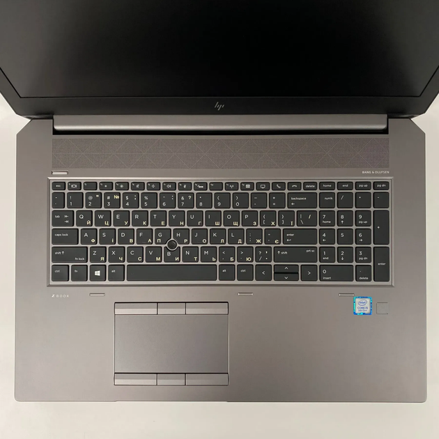 Мобільна робоча станція HP zBook 17 G6 / 17.3" (1920x1080) IPS / Intel Core i5-9400H (4 (8) ядра по 2.5 - 4.3 GHz) / 16 GB DDR4 / 480 GB SSD / nVidia Quadro T1000, 4 GB GDDR5, 128-bit / WebCam / TouchID б/в + Подарунок Бездротова миша / USB - Фото 3 Мобільна робоча станція HP zBook 17 G6 / 17.3" (1920x1080) IPS / Intel Core i5-9400H (4 (8) ядра по 2.5 - 4.3 GHz) / 16 GB DDR4 / 480 GB SSD / nVidia Quadro T1000, 4 GB GDDR5, 128-bit / WebCam / TouchID б/в + Подарунок Бездротова миша / USB - зображення 3