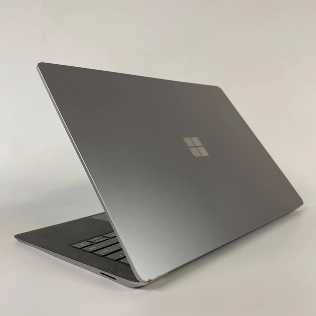 Ультрабук Б-клас Microsoft Surface Laptop 4 / 13.5" (2256x1504) IPS Touch / AMD Ryzen 5 4680U (6 (12) ядер по 2.2 - 4.0 GHz) / 16 GB DDR4 / 256 GB SSD / AMD Radeon RX Vega 7 / WebCam / USB Type-C б/в + Подарунок Бездротова миша / USB - Фото 7 Ультрабук Б-клас Microsoft Surface Laptop 4 / 13.5" (2256x1504) IPS Touch / AMD Ryzen 5 4680U (6 (12) ядер по 2.2 - 4.0 GHz) / 16 GB DDR4 / 256 GB SSD / AMD Radeon RX Vega 7 / WebCam / USB Type-C б/в + Подарунок Бездротова миша / USB - зображення 7
