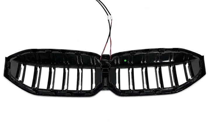 Ноздрі решітка радіатора M-Look LED чорний глянець для BMW 3 серія G20/G21 2022+ - Фото 3 Ноздрі решітка радіатора M-Look LED чорний глянець для BMW 3 серія G20/G21 2022+ - зображення 3