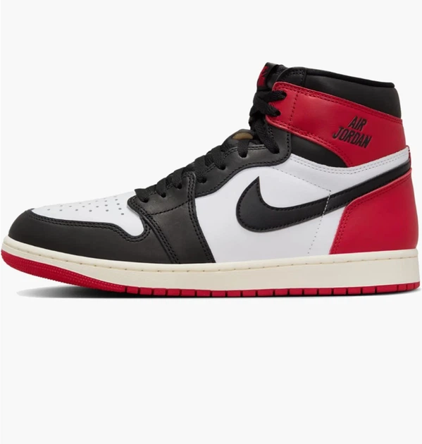Кросівки чоловічі Jordan 1 Retro High White/Black 47 Чорний DZ5485-106 - Фото 1 Кросівки чоловічі Jordan 1 Retro High White/Black 47 Чорний DZ5485-106 - зображення 1