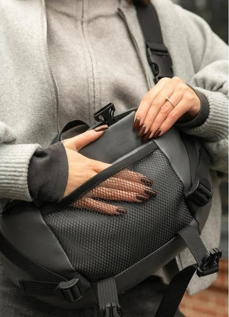 Большая женская поясная сумка бананка из экокожи городская Sambag DynamicDart, графитовая 60504 - Фото 5 Большая женская поясная сумка бананка из экокожи городская Sambag DynamicDart, графитовая 60504 - изображение 5