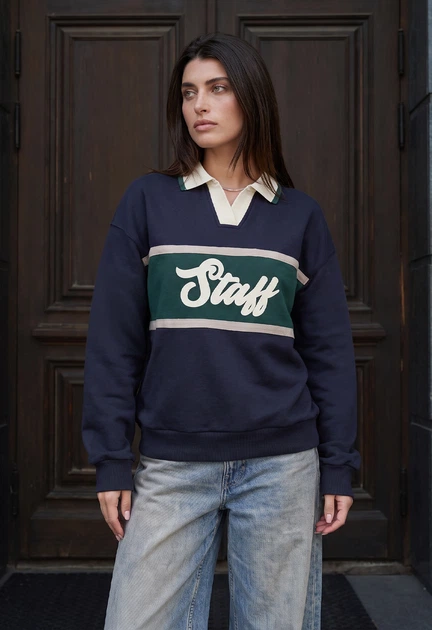 Женский свитшот стаф нулевой оверсайз флисовый с логотипом Staff nul logo oversize fleece XS-S (406123) - Фото 4 Женский свитшот стаф нулевой оверсайз флисовый с логотипом Staff nul logo oversize fleece XS-S (406123) - изображение 4