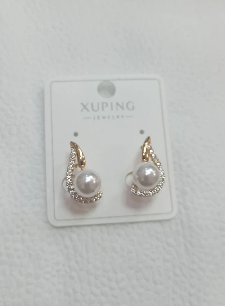 Сережки Xuping медичний сплав крапля з перлиною золотисто-білі - Фото 1 Сережки Xuping медичний сплав крапля з перлиною золотисто-білі - зображення 1