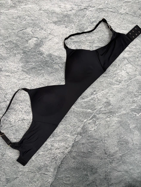 Безшовний бюстальтер без кісточок ThirdLove Wireless Bra Розмір: M - 75B, 75B1/2, 75C, 75C1/2, 80A, 80A1/2 - Чорний - Фото 4 Безшовний бюстальтер без кісточок ThirdLove Wireless Bra Розмір: M - 75B, 75B1/2, 75C, 75C1/2, 80A, 80A1/2 - Чорний - изображение 4