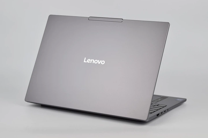 Ультрабук Lenovo IdeaPad Pro 5 16IAH10 U7 255H / 24GB / 1TB / Intel Arc 140T / 16" 2.8K OLED 120Hz / Win11 Ноутбук - Фото 7 Ультрабук Lenovo IdeaPad Pro 5 16IAH10 U7 255H / 24GB / 1TB / Intel Arc 140T / 16" 2.8K OLED 120Hz / Win11 Ноутбук - изображение 7