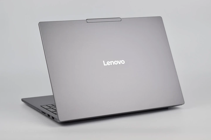 Ультрабук Lenovo IdeaPad Pro 5 16IAH10 U7 255H / 24GB / 1TB / Intel Arc 140T / 16" 2.8K OLED 120Hz / Win11 Ноутбук - Фото 8 Ультрабук Lenovo IdeaPad Pro 5 16IAH10 U7 255H / 24GB / 1TB / Intel Arc 140T / 16" 2.8K OLED 120Hz / Win11 Ноутбук - изображение 8