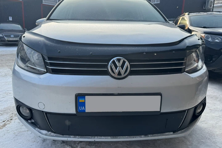 Зимова накладка на решітку (нижня) Матова для Volkswagen Touran 2010-2015 рр - зображення 7