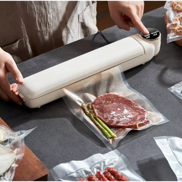 Вакуумный упаковщик пищевых продуктов + 10 пакетов, Vacuum Sealer LS-801, Белый / Домашний вакууматор для еды - Фото 3 Вакуумный упаковщик пищевых продуктов + 10 пакетов, Vacuum Sealer LS-801, Белый / Домашний вакууматор для еды - изображение 3