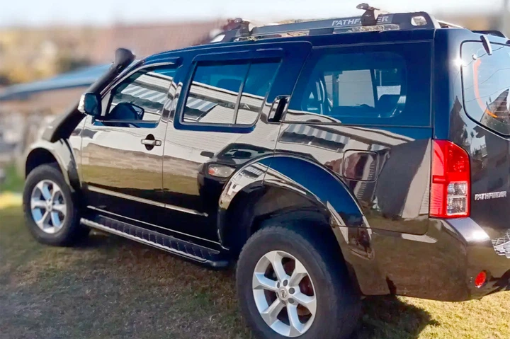 Ветровики на окна (4 шт, HIC) для Nissan Pathfinder R51 2005-2014 гг - изображение 9