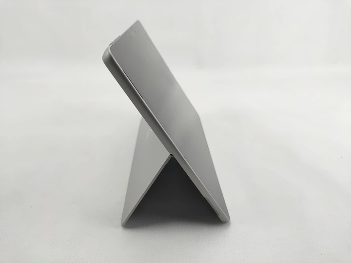 Планшет 10.5" Microsoft Surface Go 3 Intel Pentium Gold 6500Y 4/64GB Windows 11 Магнієвий корпус Platinum (102424256 b1 - Уцінка - Фото 10 Планшет 10.5" Microsoft Surface Go 3 Intel Pentium Gold 6500Y 4/64GB Windows 11 Магнієвий корпус Platinum (102424256 b1 - Уцінка - зображення 10